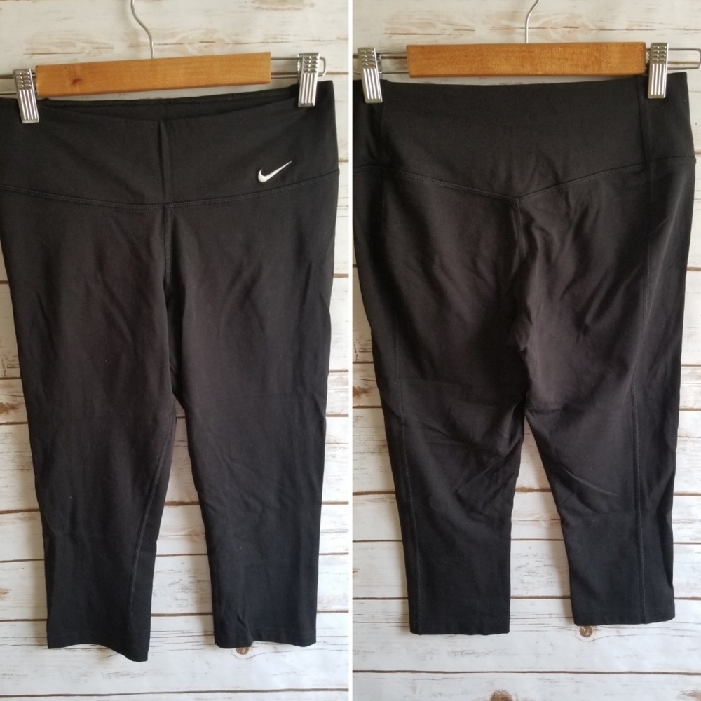 Nike Crop Leggings